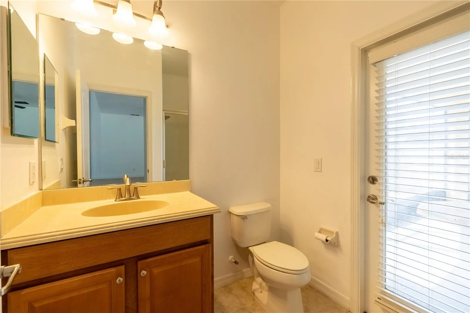 2336 CROSSTON CIR