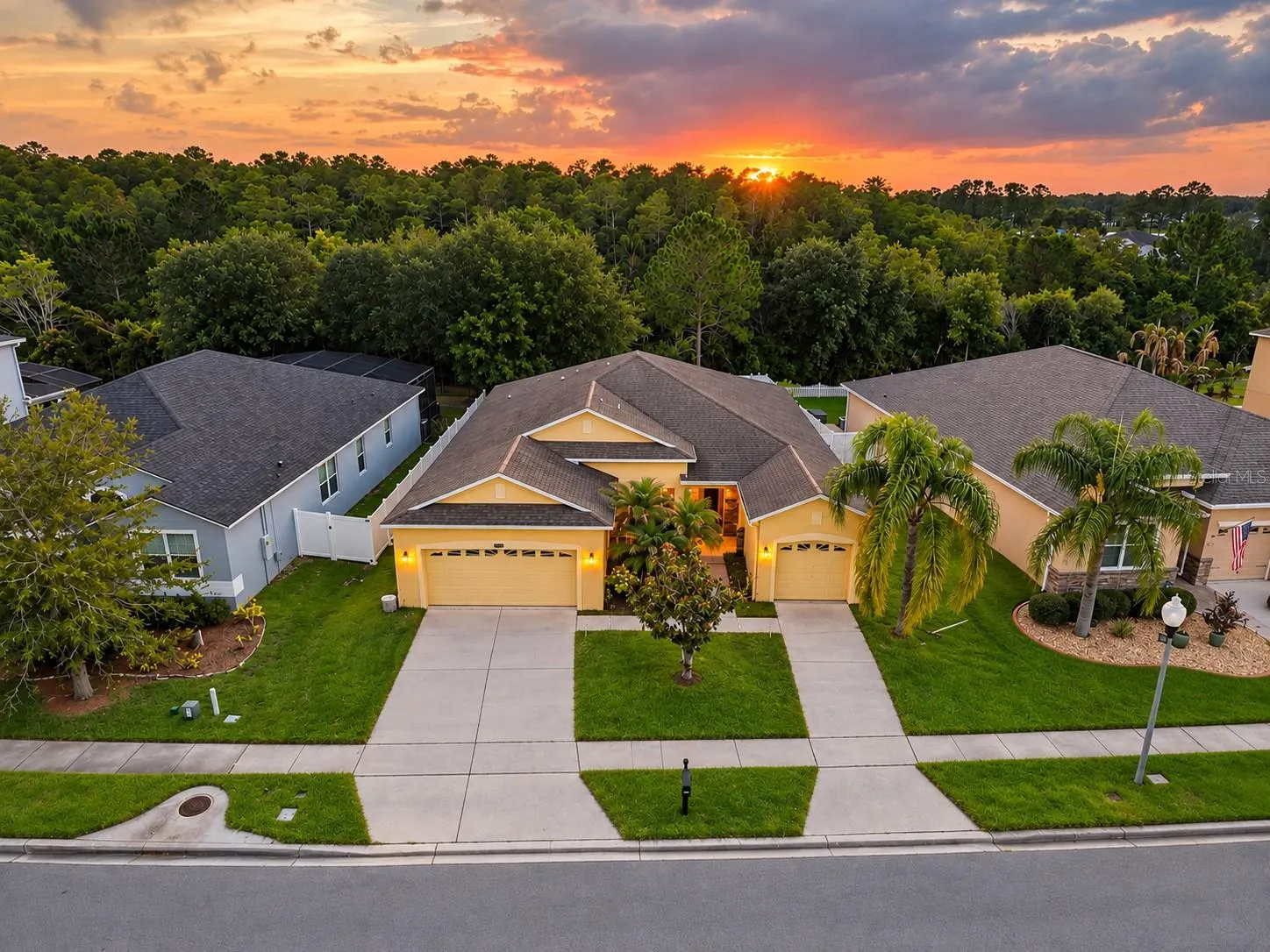 2336 CROSSTON CIR