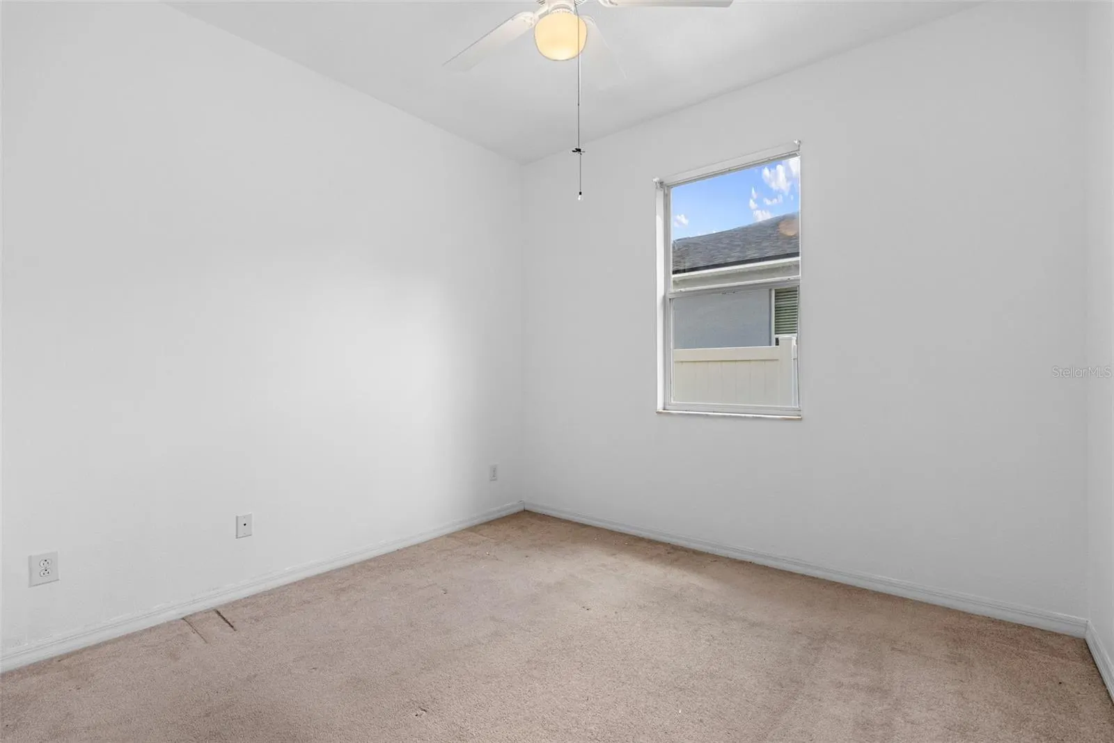 2336 CROSSTON CIR