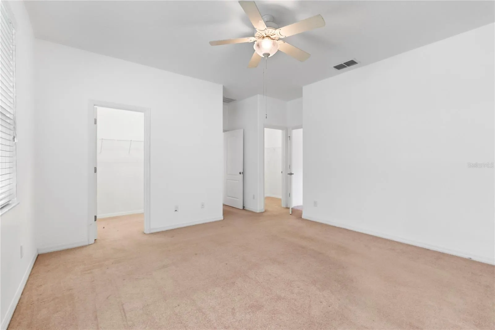 2336 CROSSTON CIR