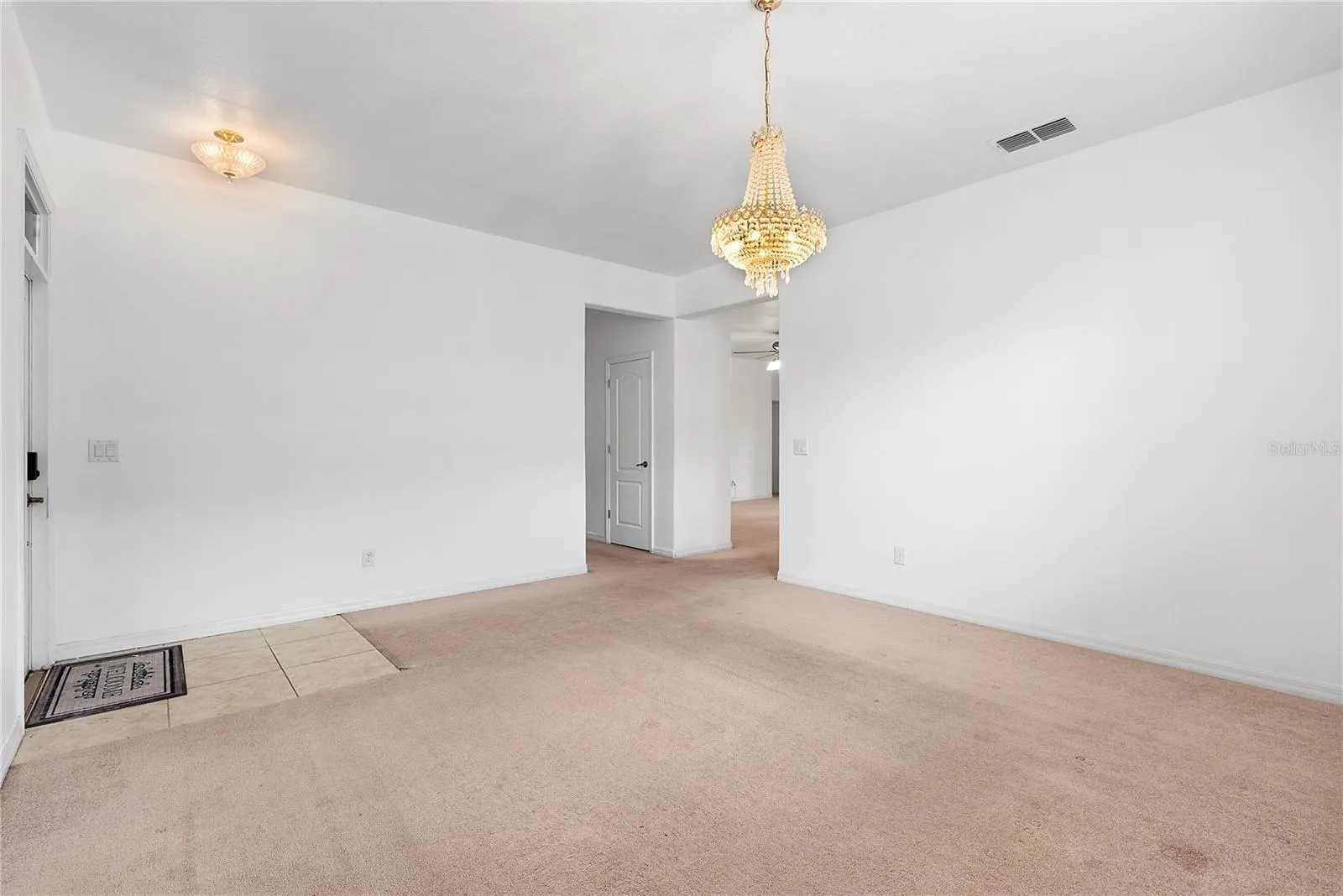 2336 CROSSTON CIR