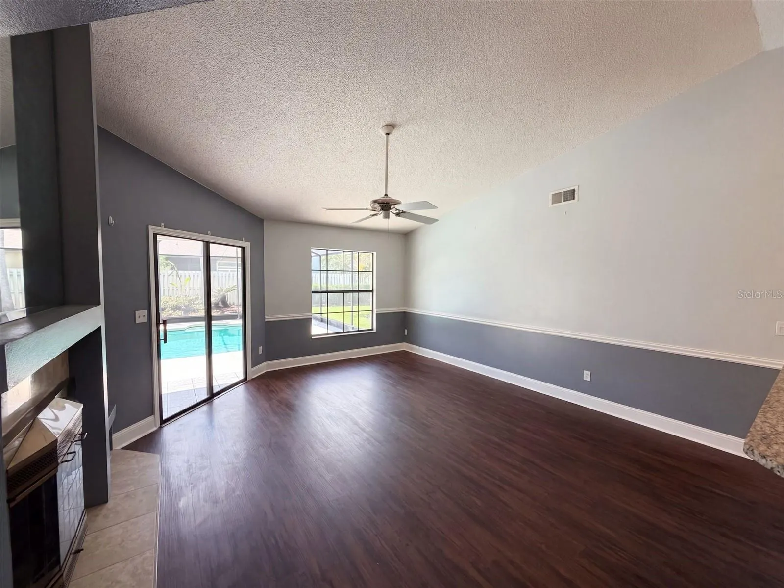 14725 EAGLES CROSSING DR