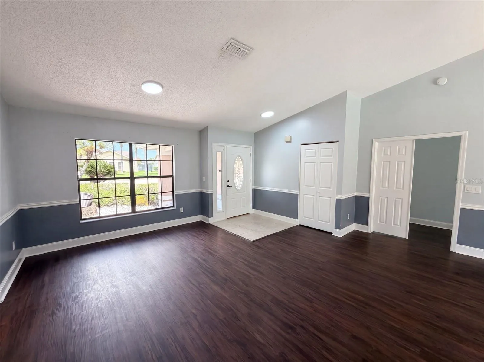 14725 EAGLES CROSSING DR