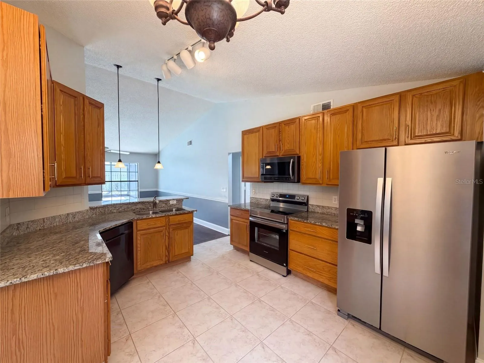 14725 EAGLES CROSSING DR