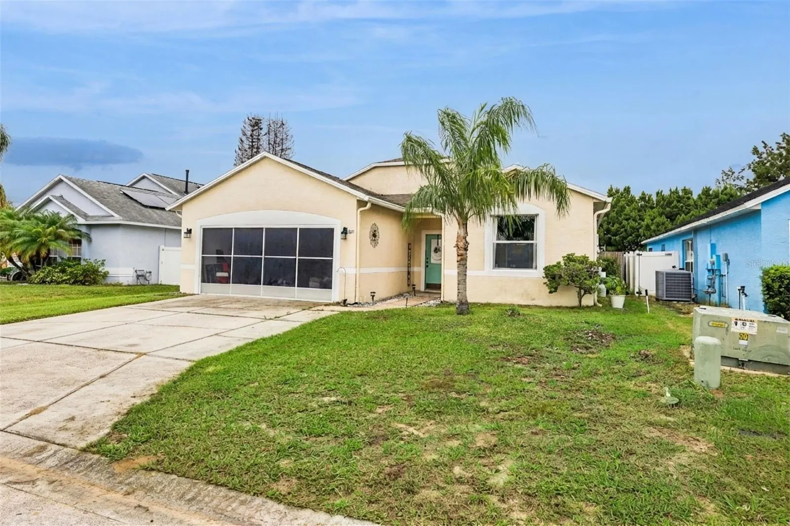 227 TIFFANY LOOP
