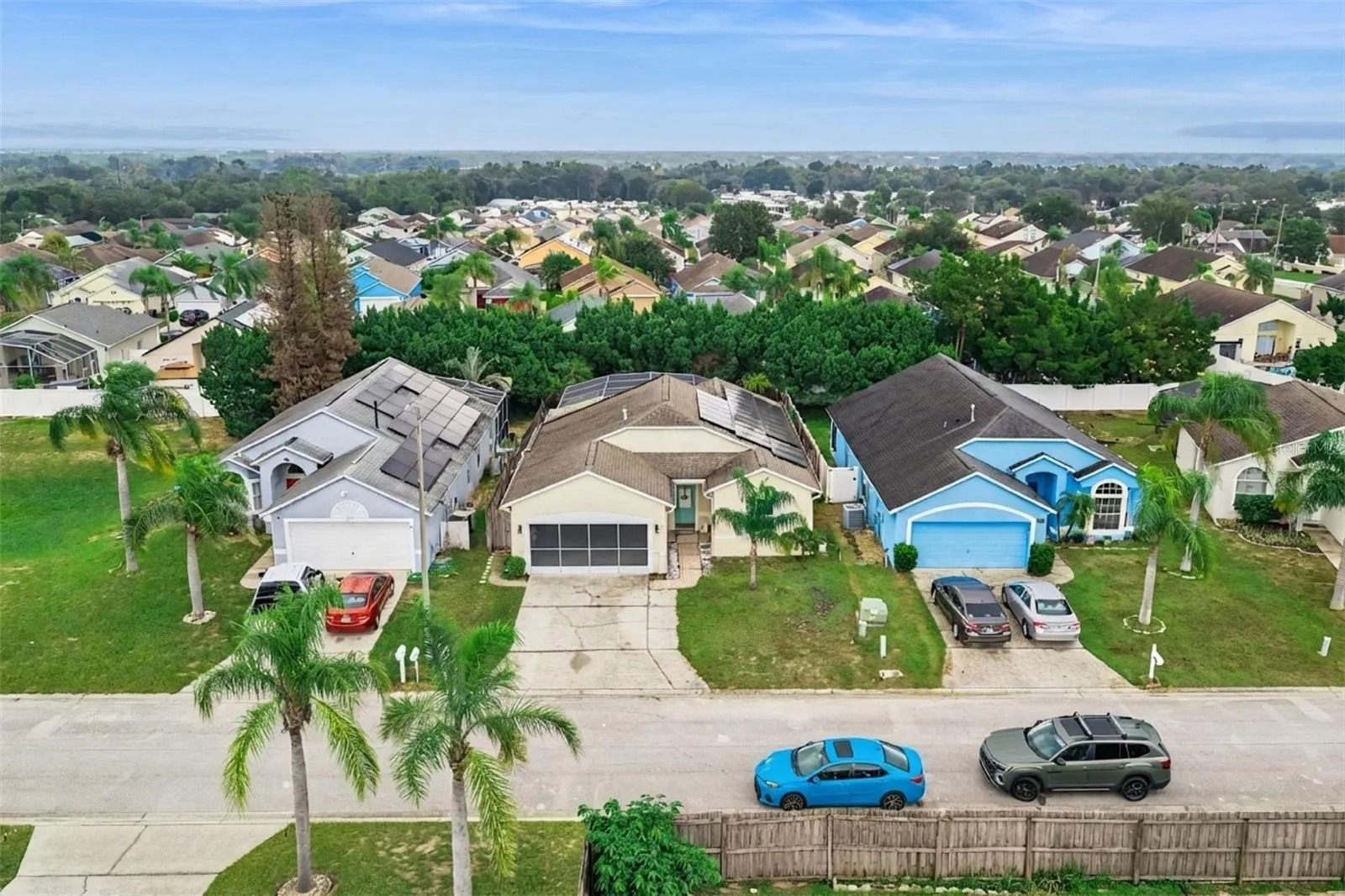 227 TIFFANY LOOP