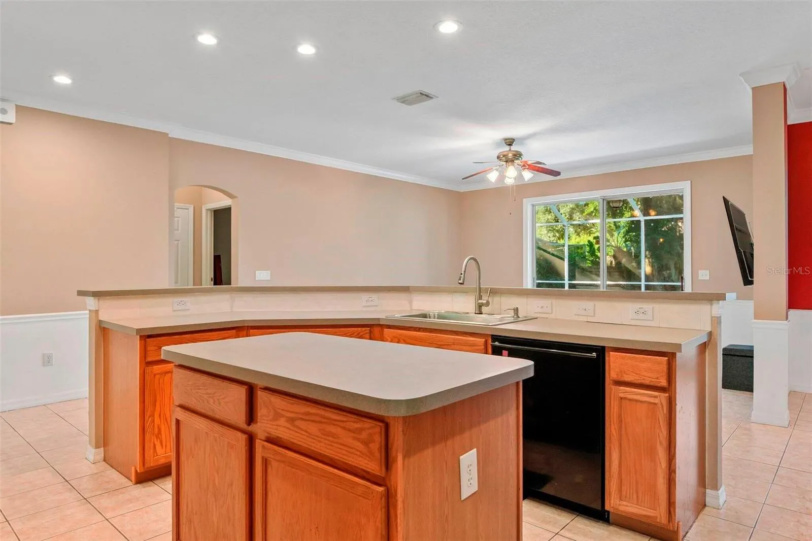 1535 ROLLING MEADOW DR