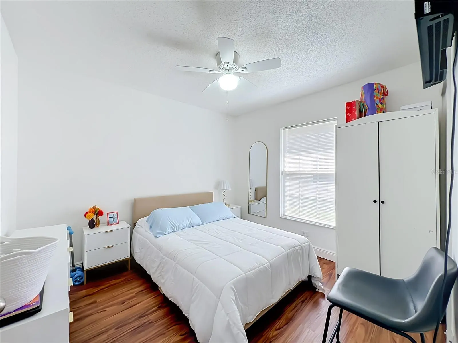 13403 FAIRWAY GLEN DR #104 #104