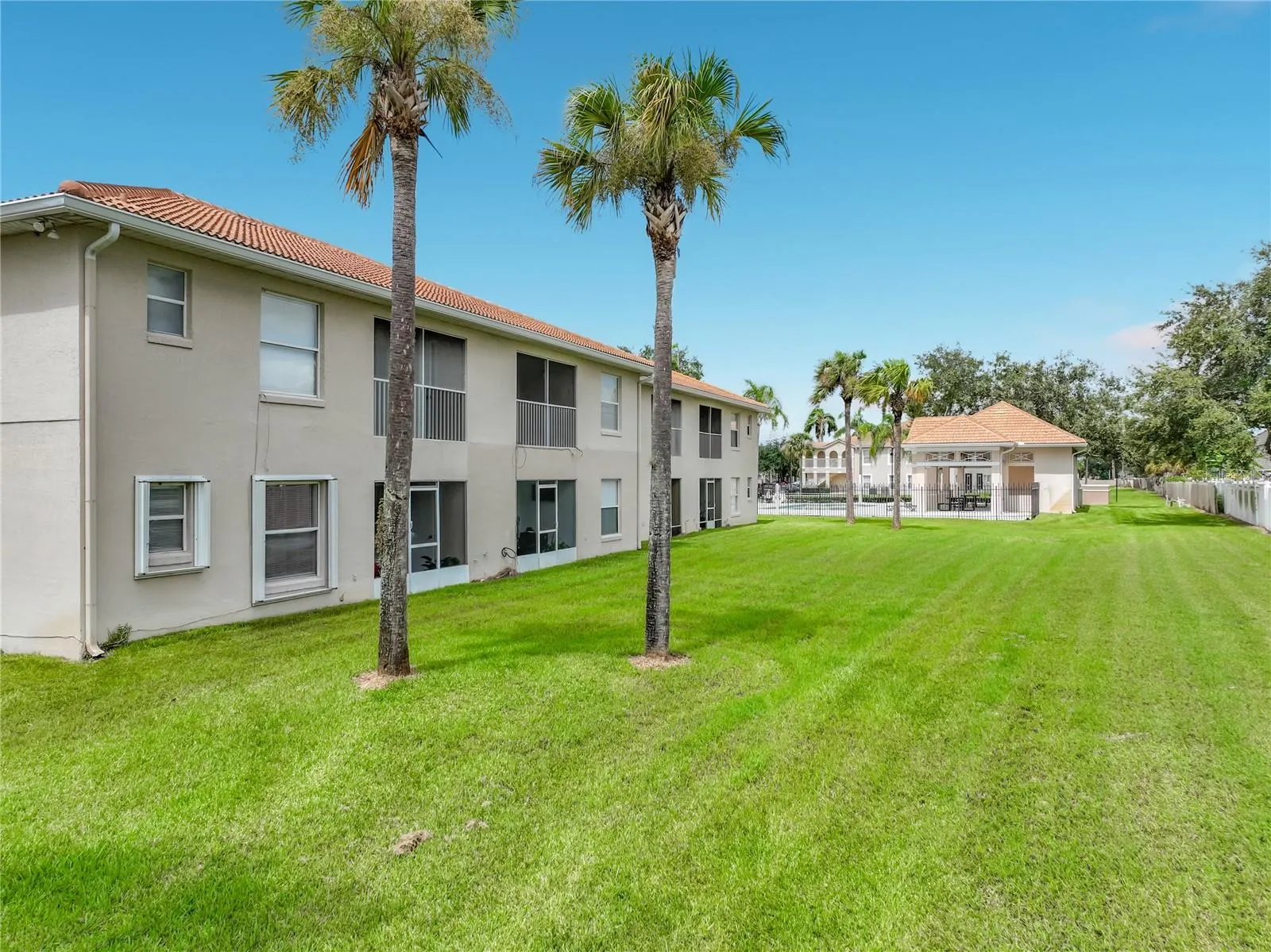 13403 FAIRWAY GLEN DR #104 #104