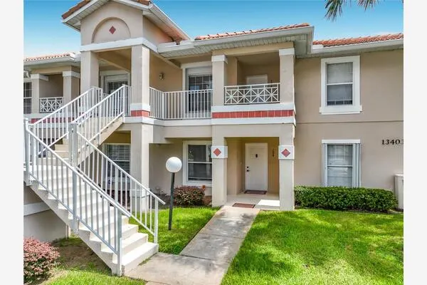 13403 FAIRWAY GLEN DR #104 #104