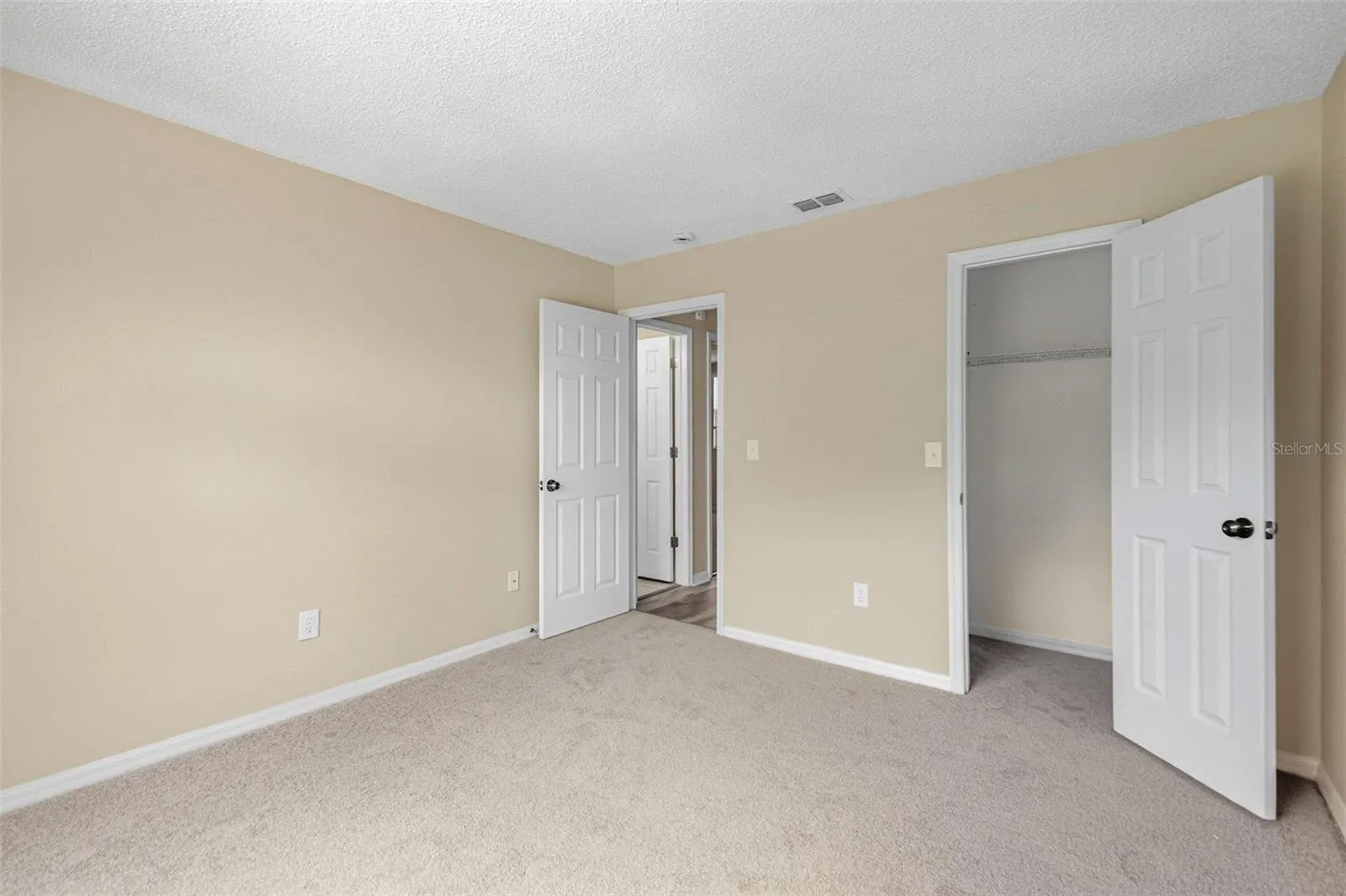 9006 DIXIANA VILLA CIR