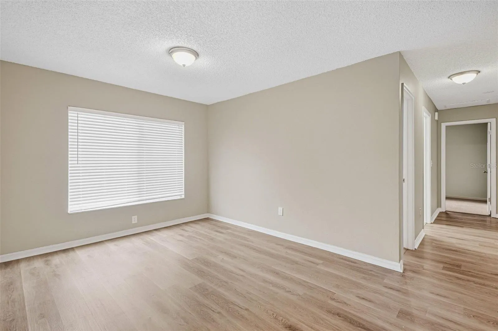 9006 DIXIANA VILLA CIR