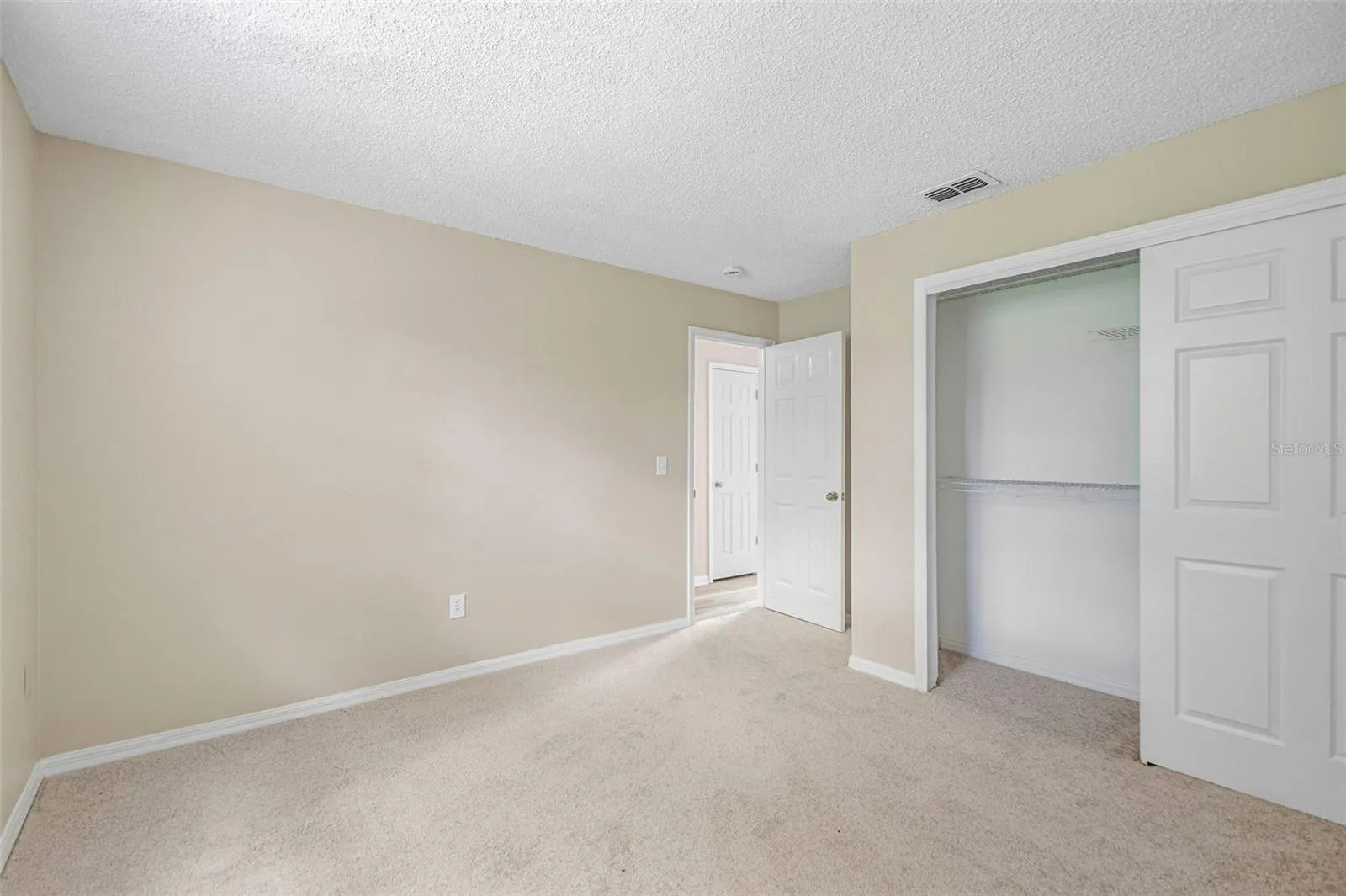 9006 DIXIANA VILLA CIR