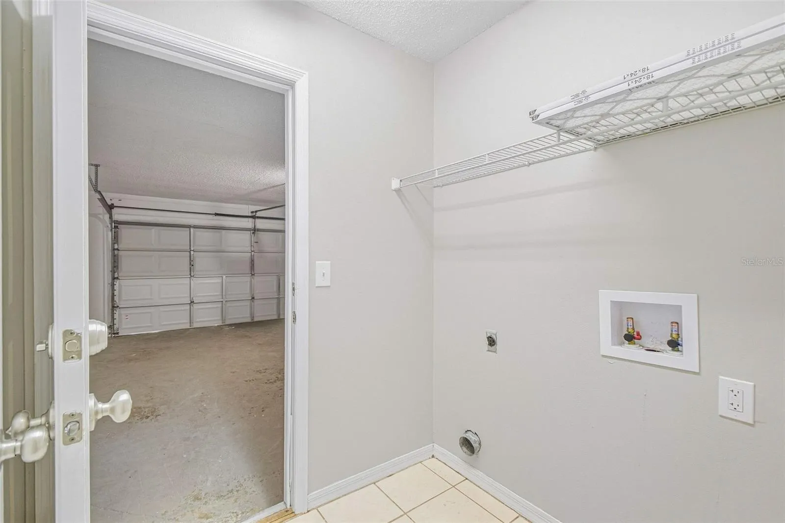 9006 DIXIANA VILLA CIR