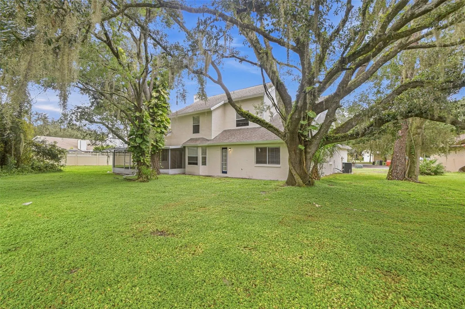 9006 DIXIANA VILLA CIR