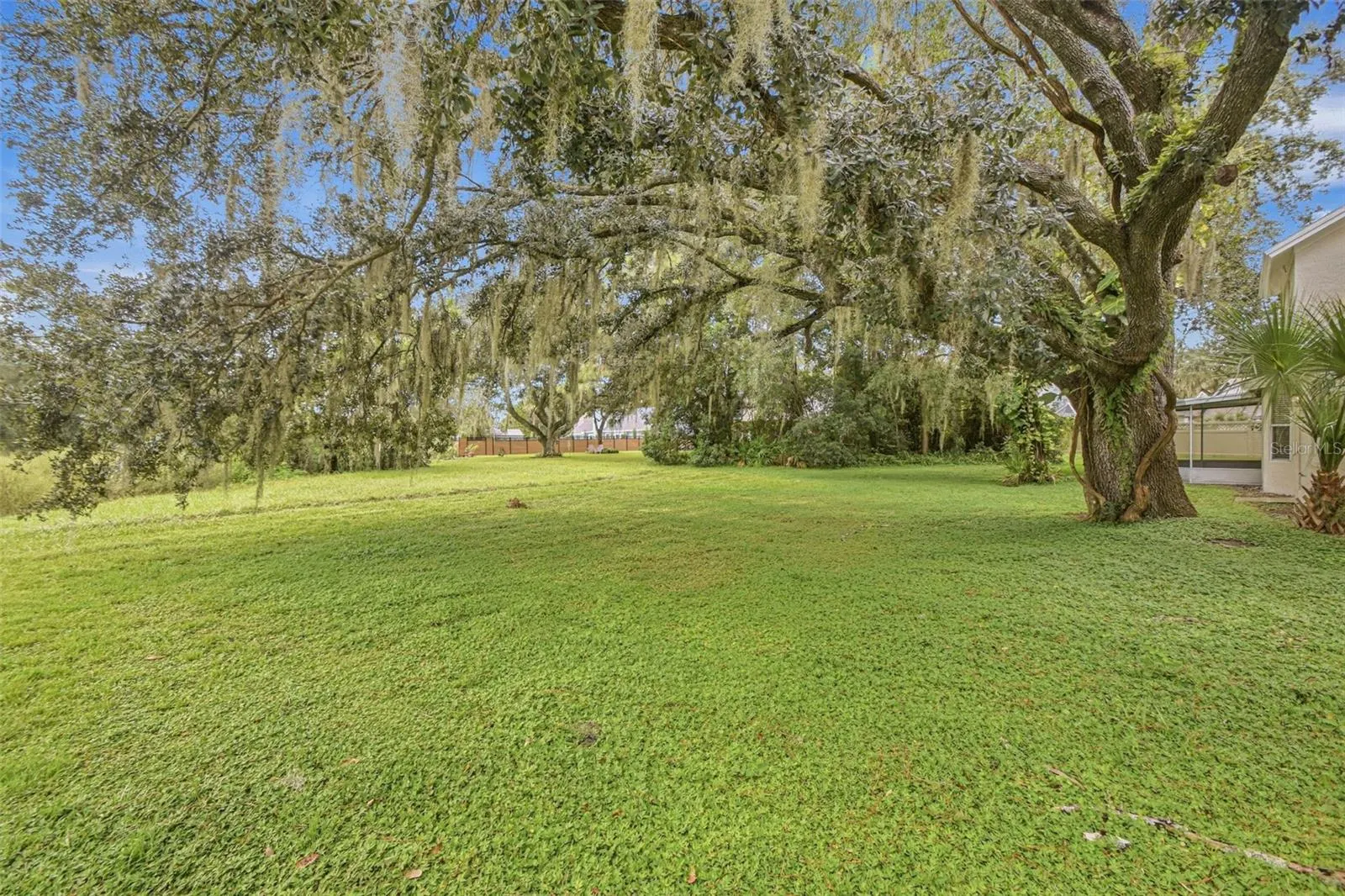9006 DIXIANA VILLA CIR