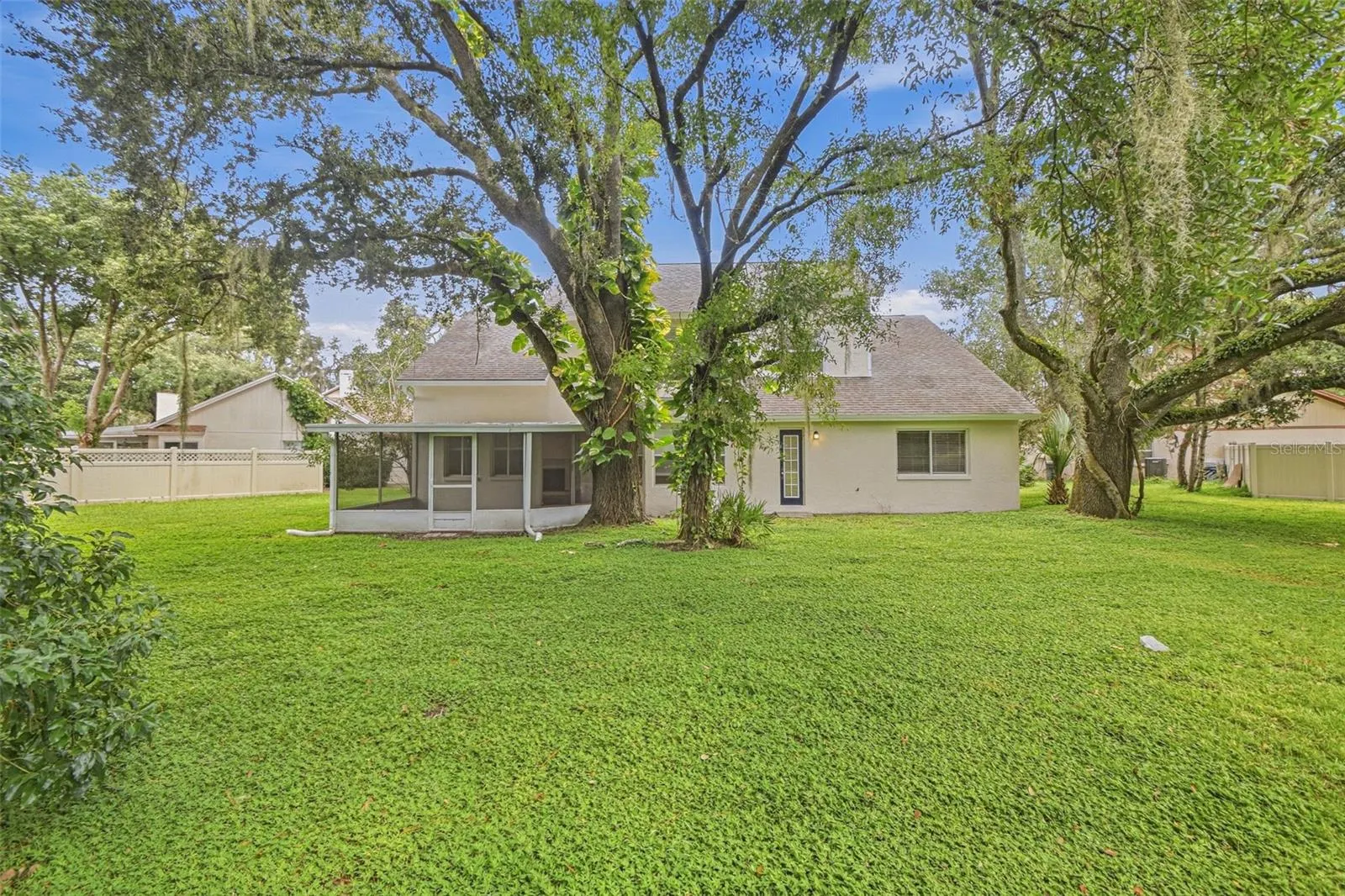 9006 DIXIANA VILLA CIR