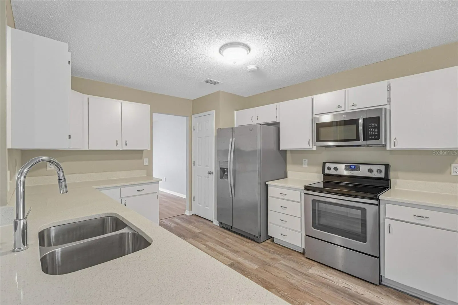9006 DIXIANA VILLA CIR