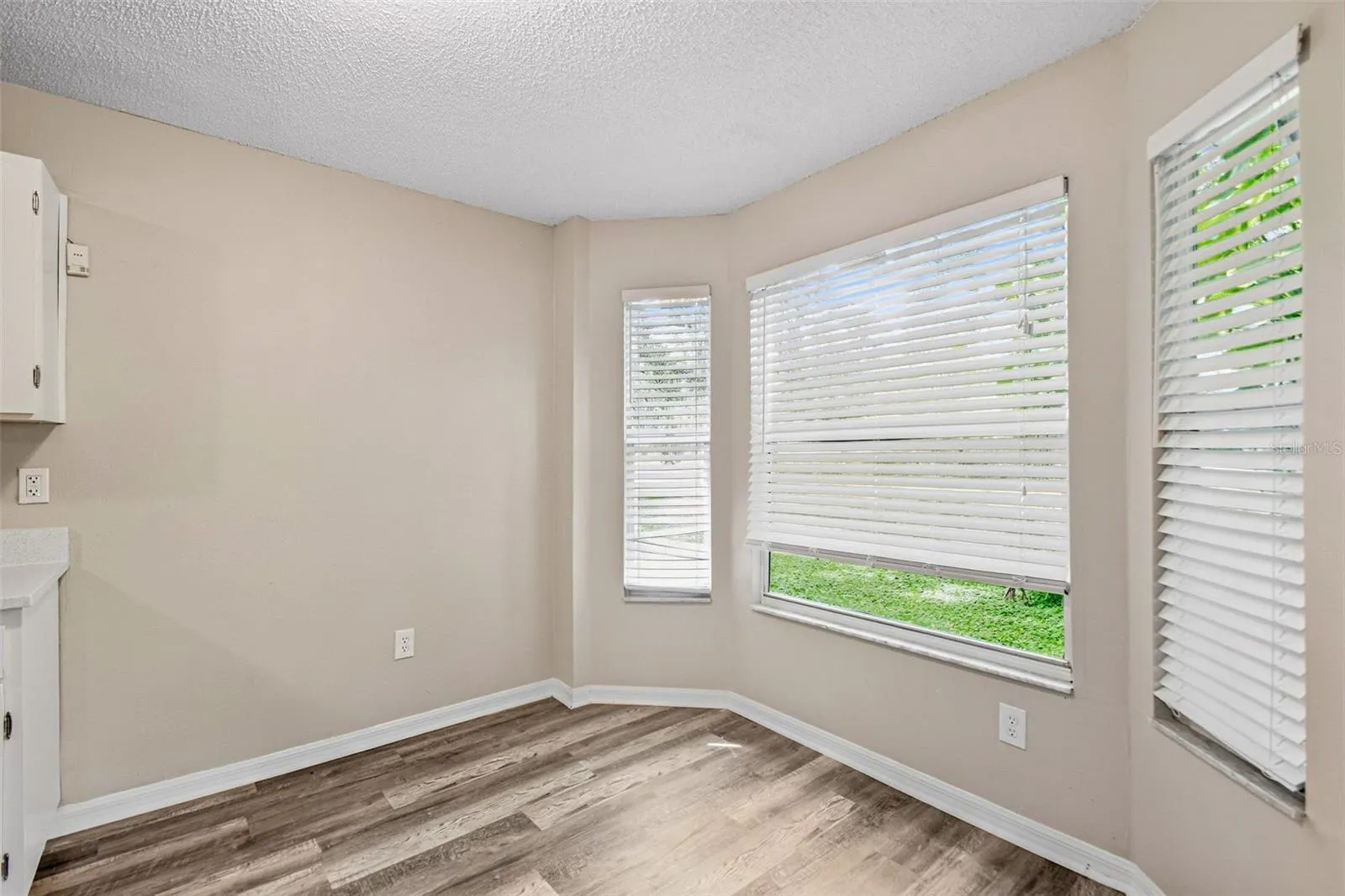 9006 DIXIANA VILLA CIR