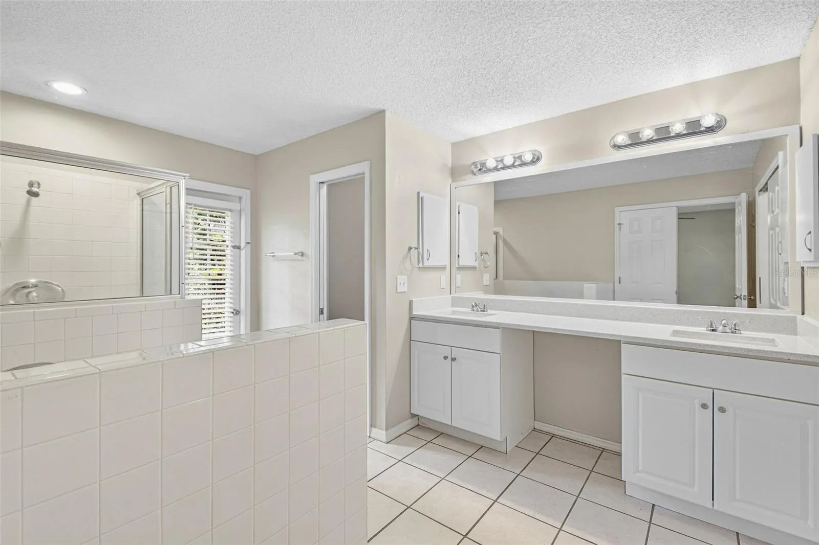 9006 DIXIANA VILLA CIR