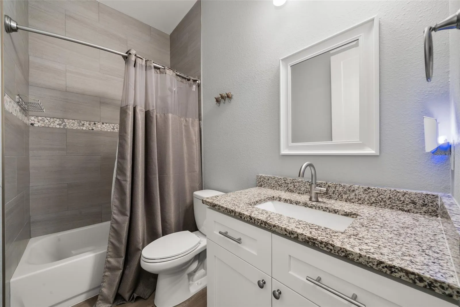 3082 KAPALUA CT
