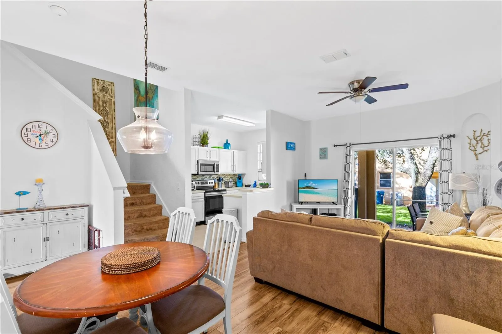 121 PALERMO ST