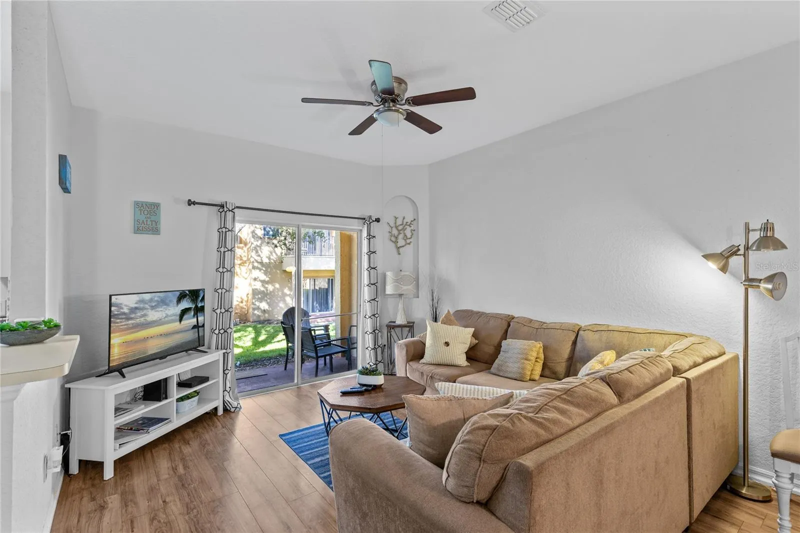 121 PALERMO ST