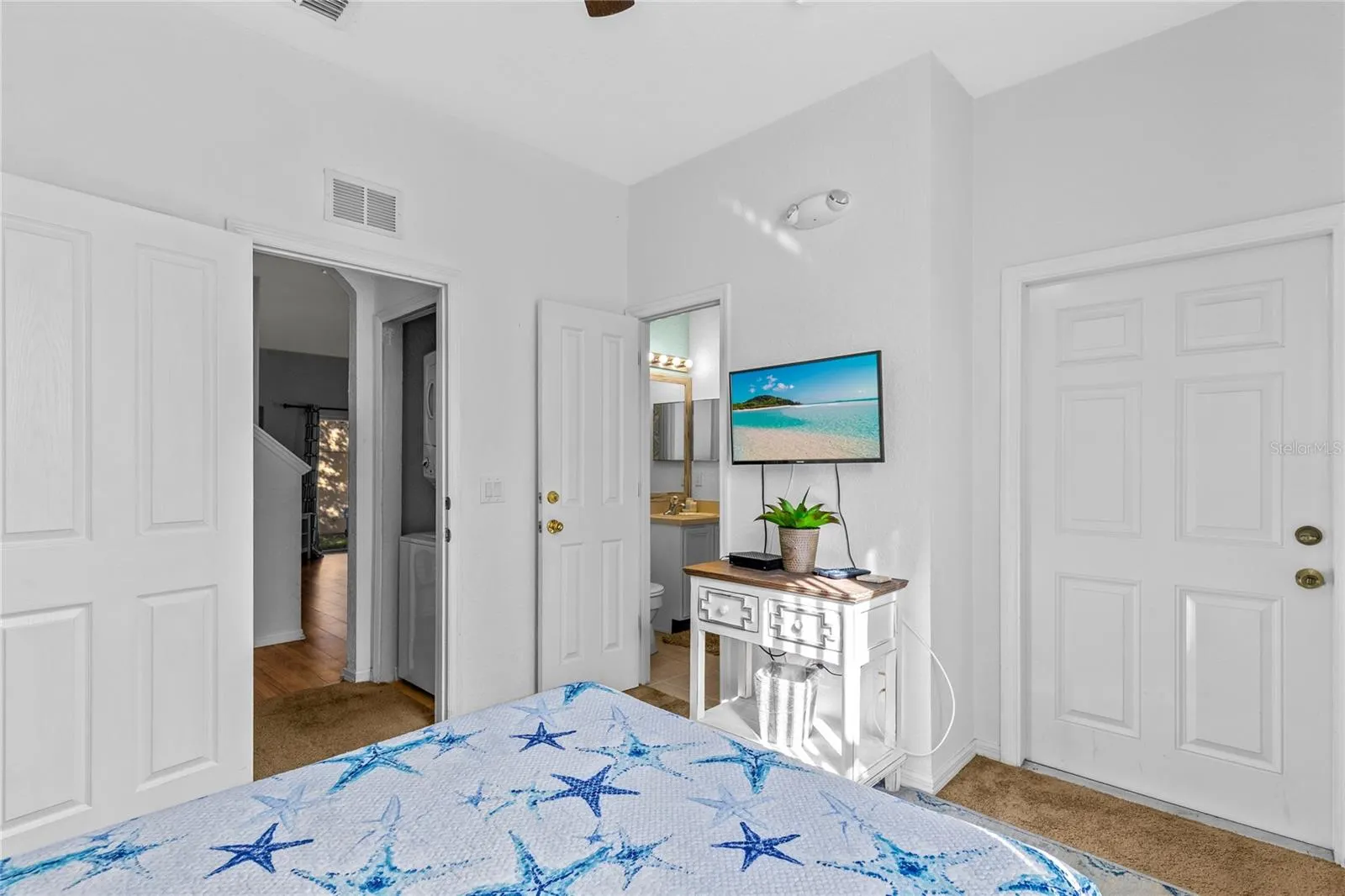 121 PALERMO ST