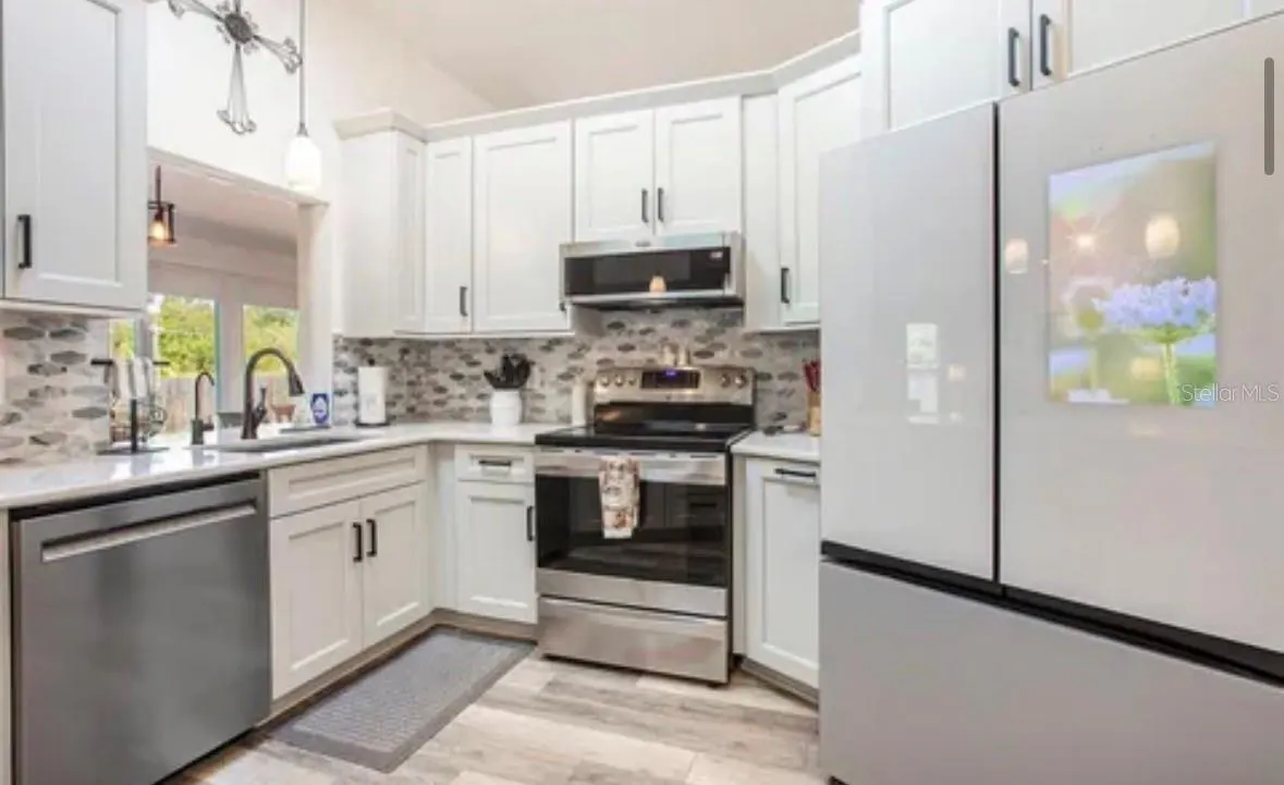 8012 56TH CT E