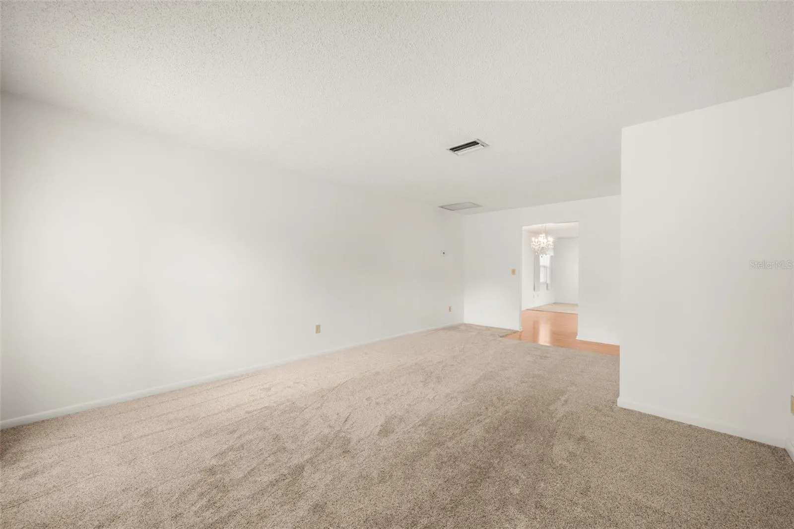37 JASMINE ST