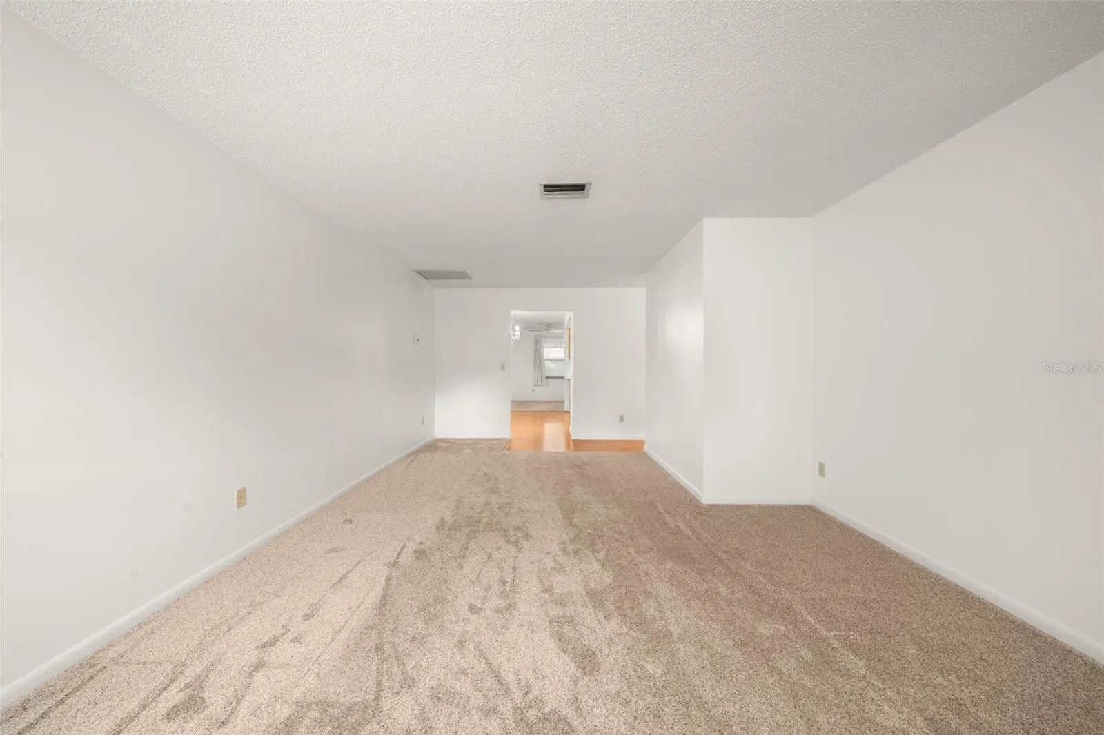 37 JASMINE ST