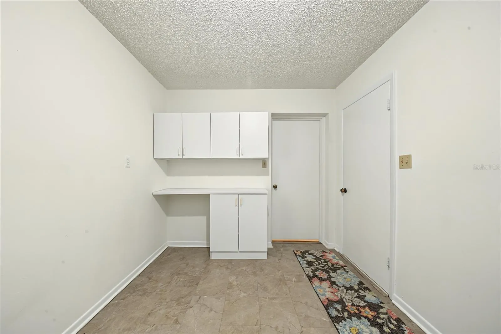 37 JASMINE ST