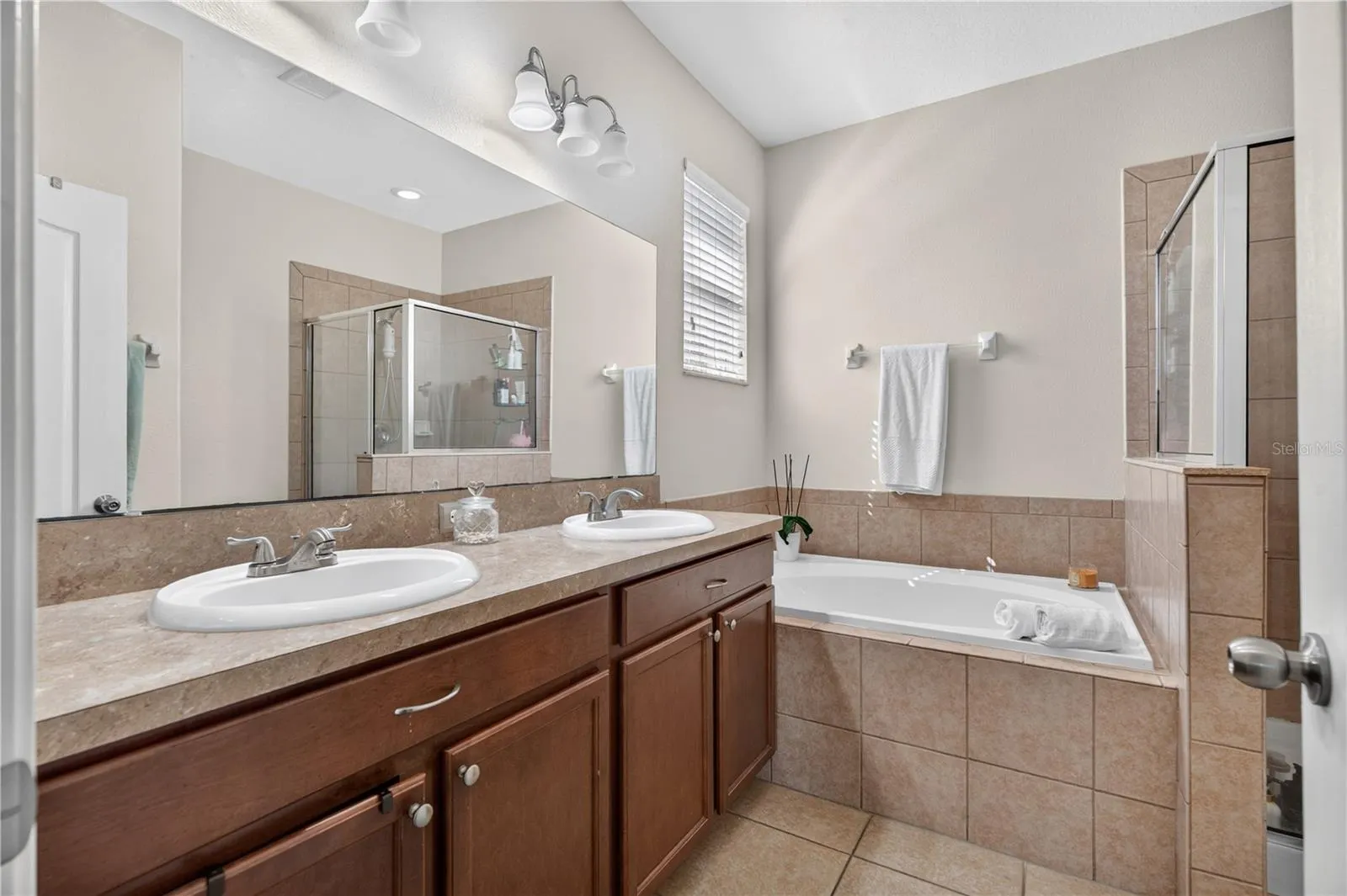 2857 CARRICKTON CIR