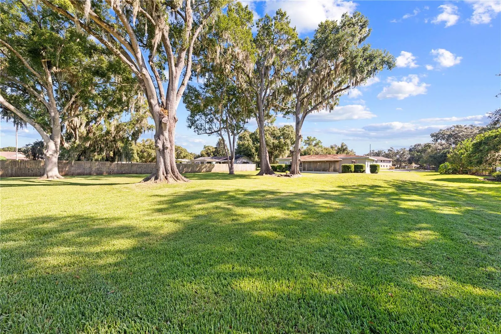 800 AULTMAN RD