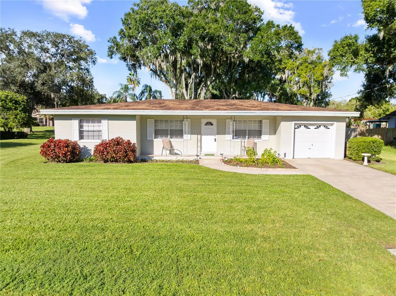 800 AULTMAN RD