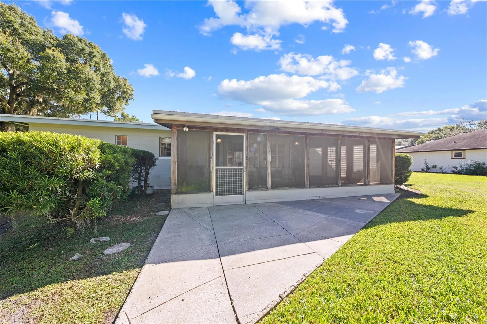 800 AULTMAN RD