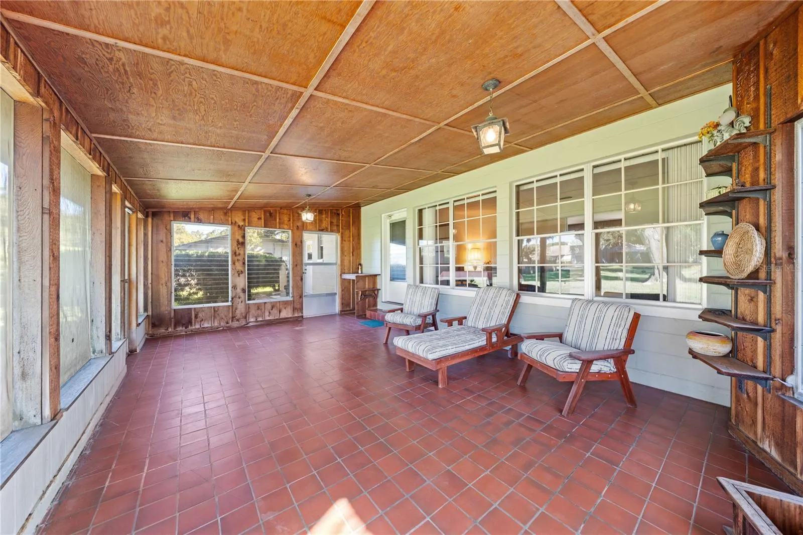 800 AULTMAN RD
