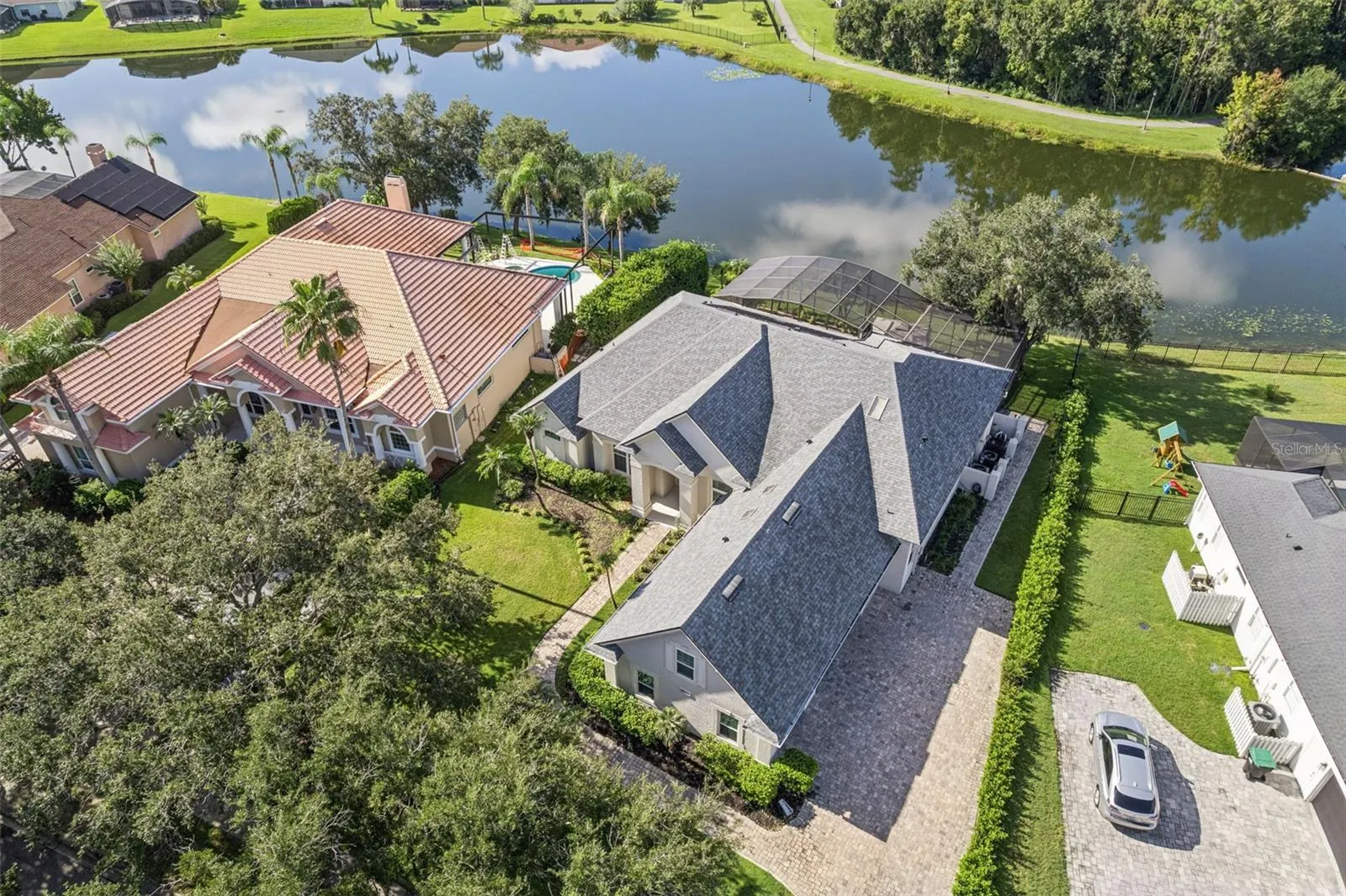 3832 HUNTERS ISLE DR