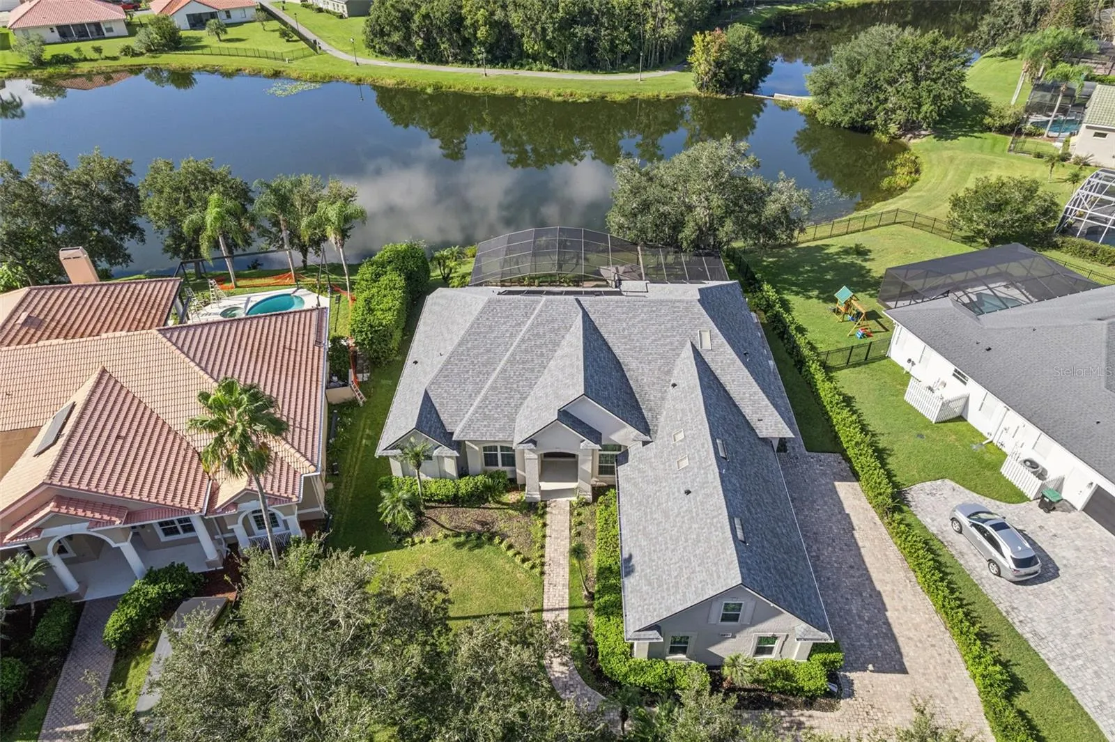 3832 HUNTERS ISLE DR