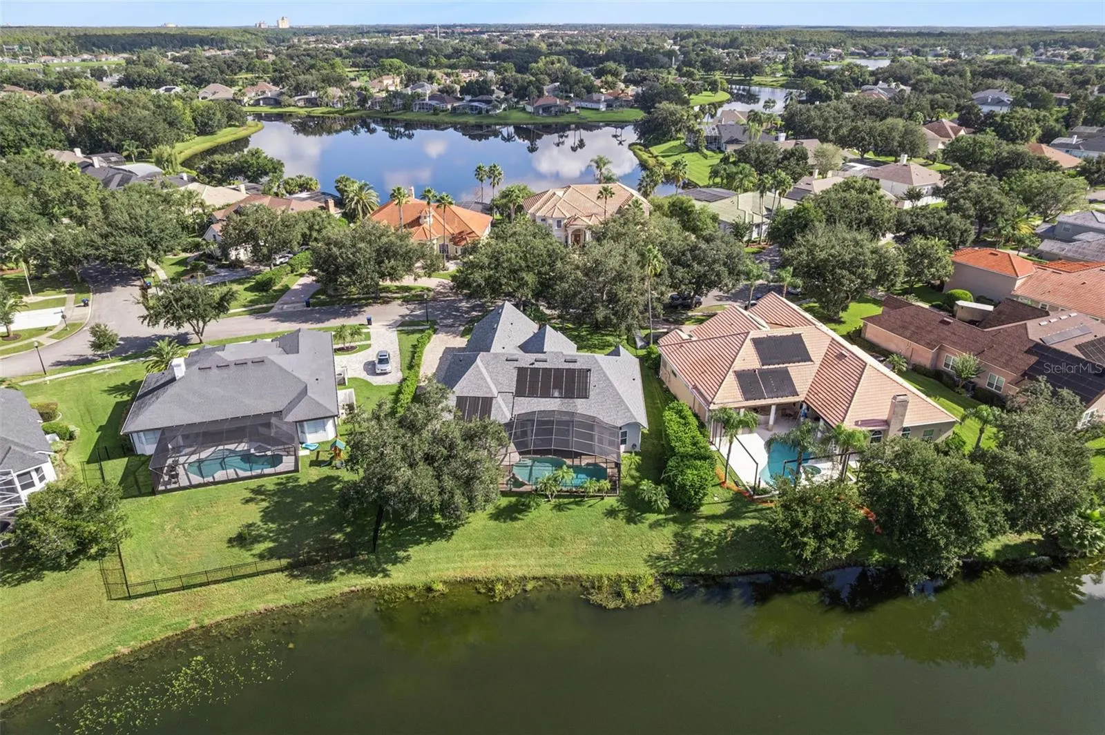 3832 HUNTERS ISLE DR