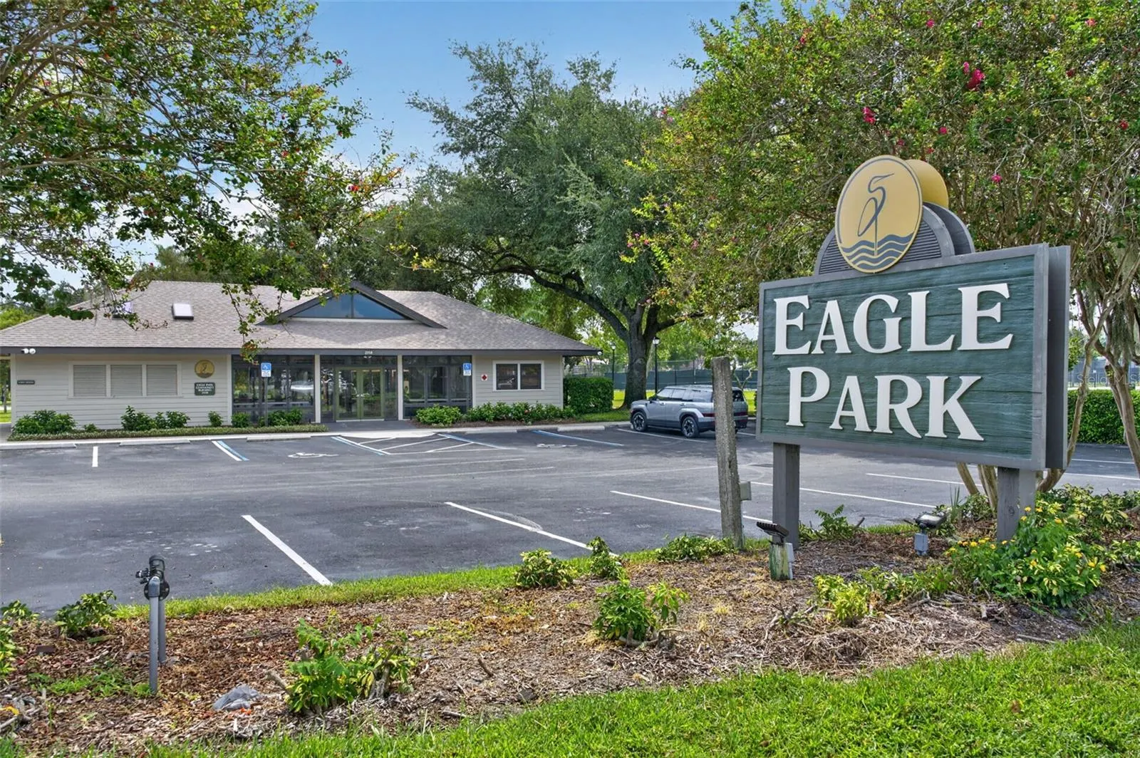 2925 EAGLE LAKE DR