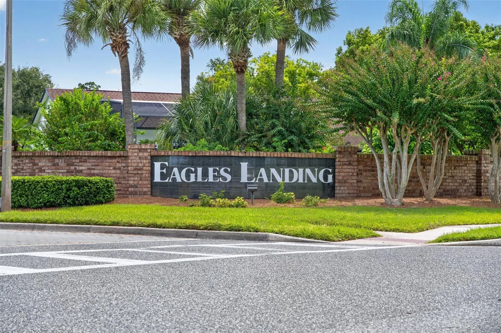 2925 EAGLE LAKE DR