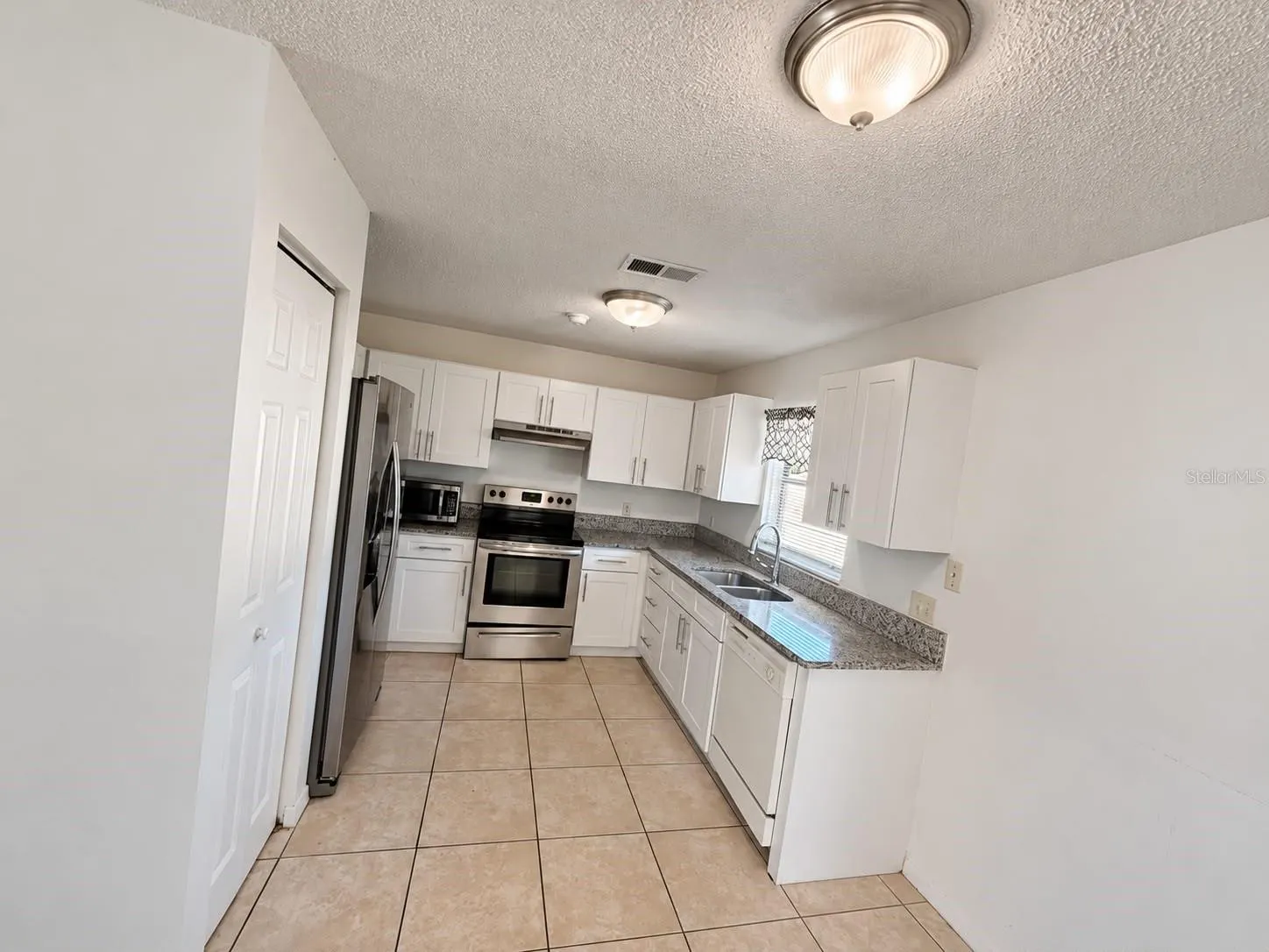 632 LINNET CT