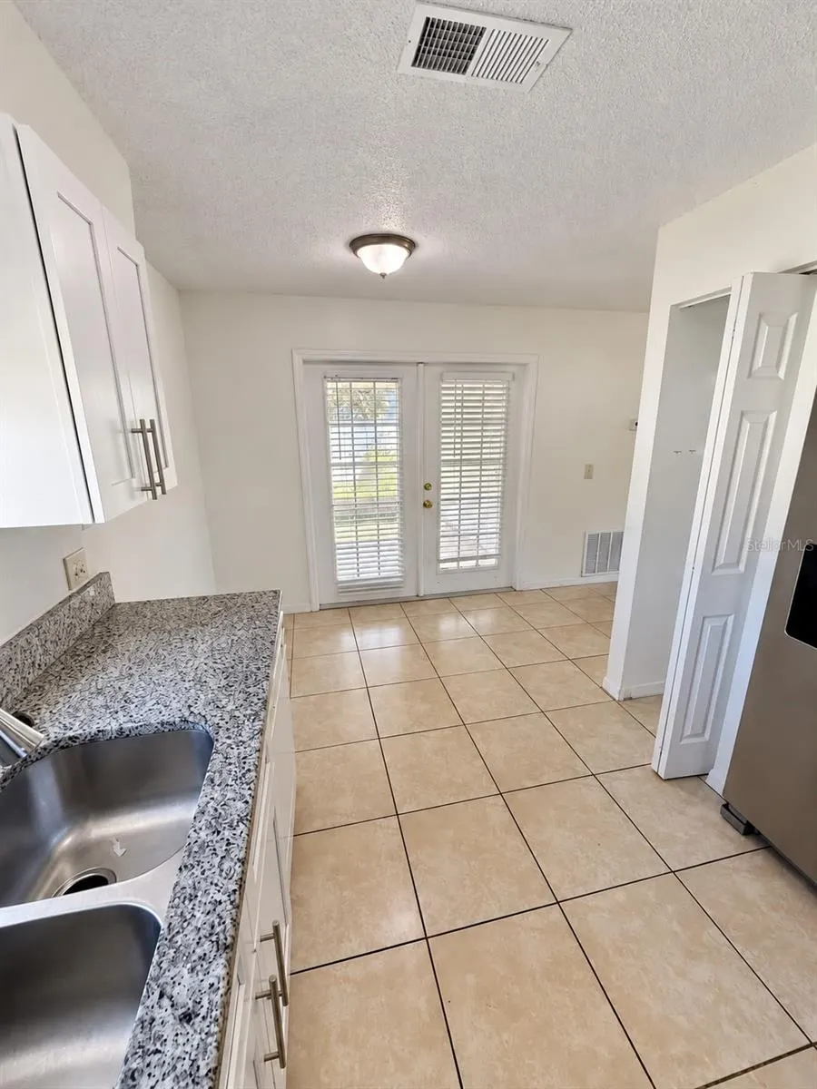 632 LINNET CT