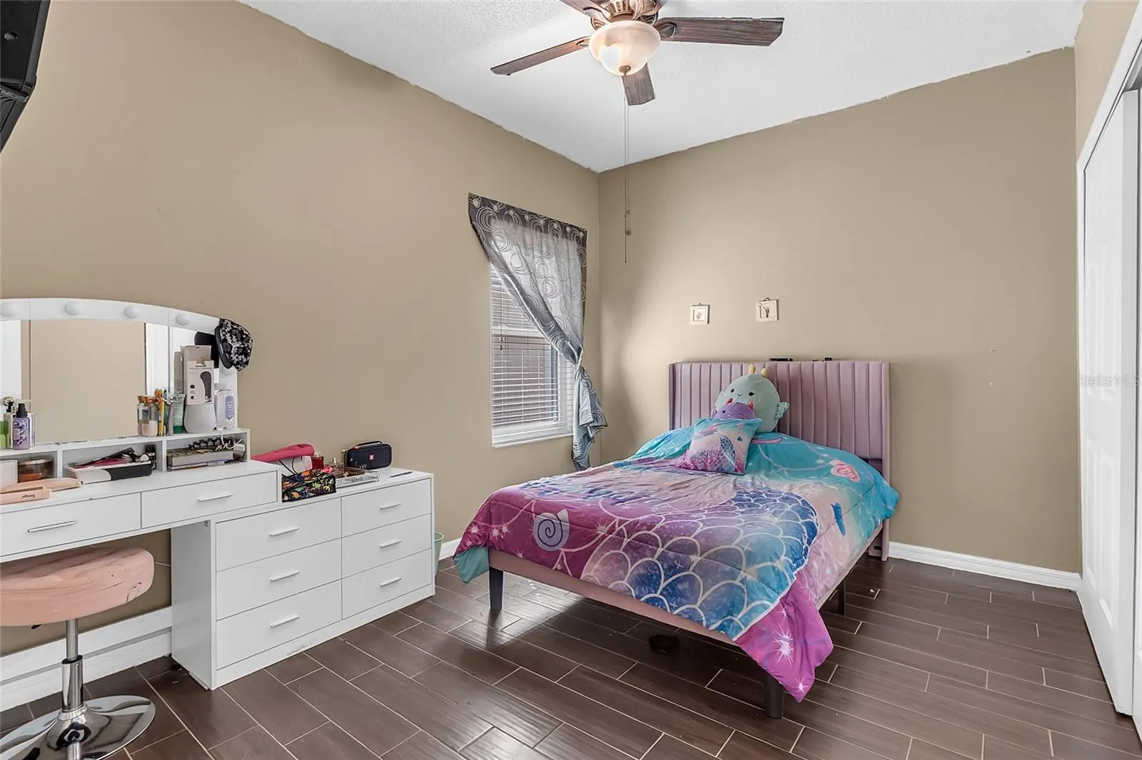 428 ACACIA TREE WAY