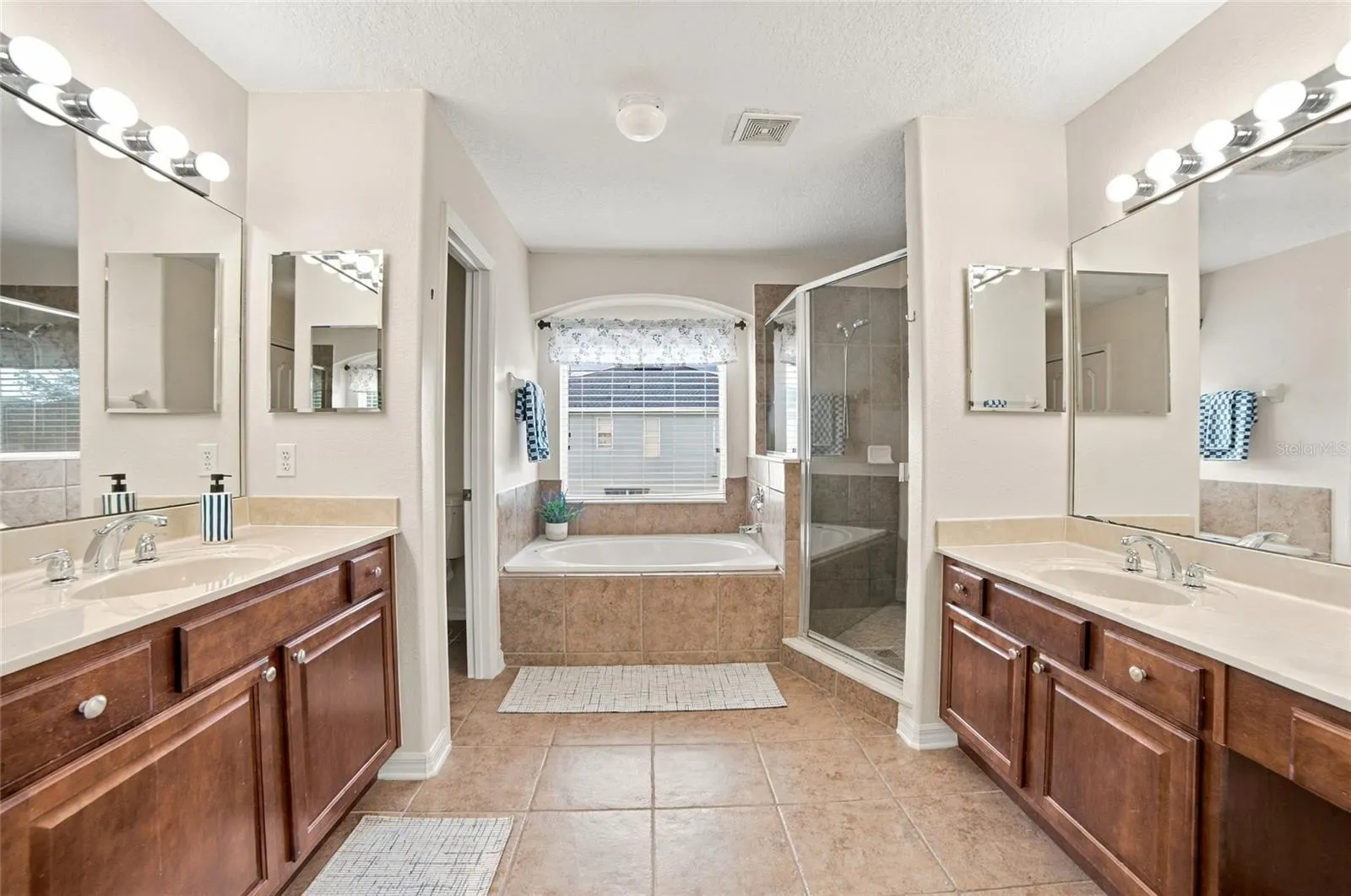 12805 MOSS PARK RIDGE DR