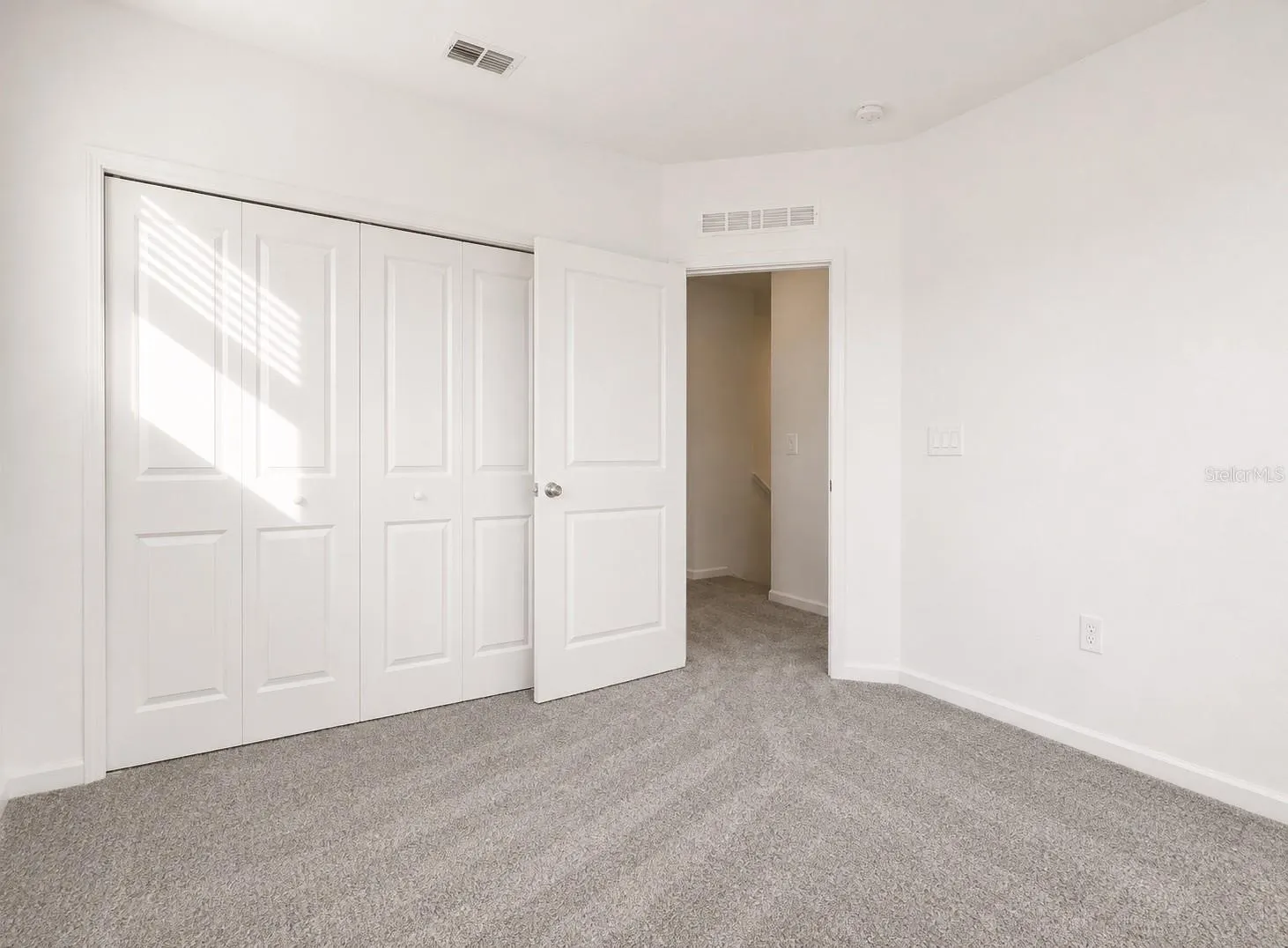 409 BOGEY DR