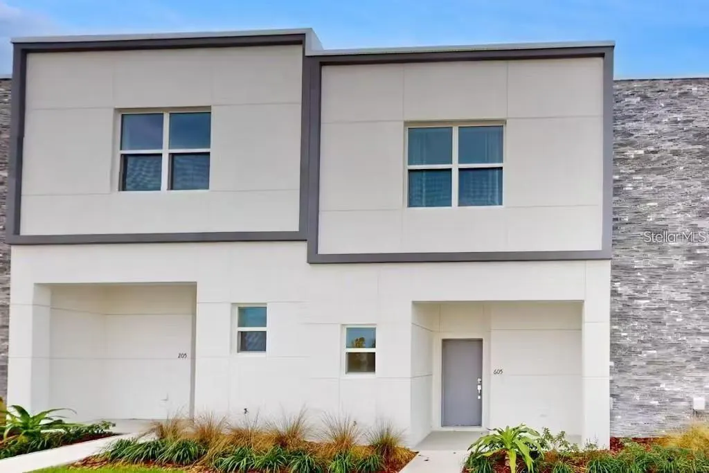 605 TRIKOMO DR