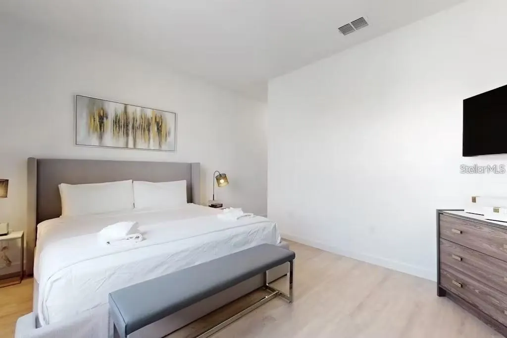 605 TRIKOMO DR
