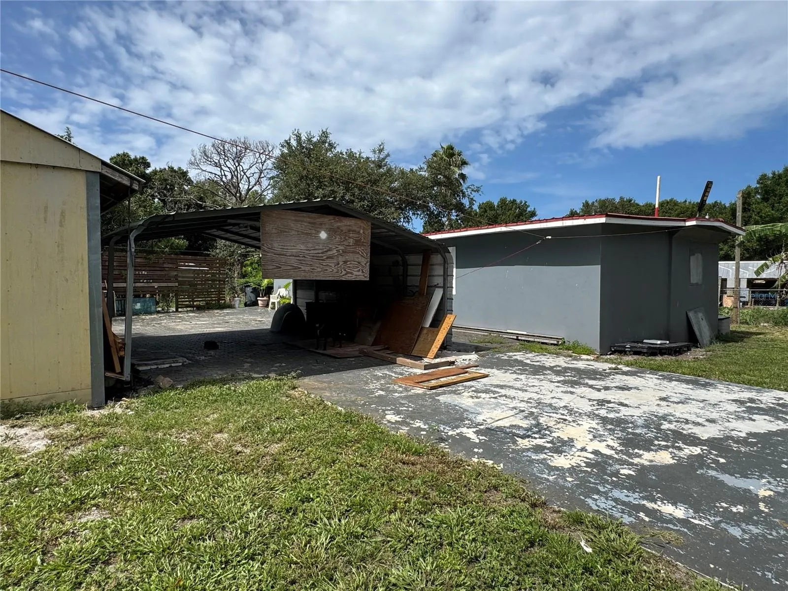 3502 NW 7TH ST